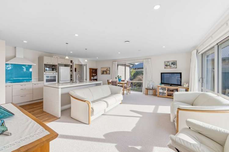 16 Carradale Avenue Broomfield_2