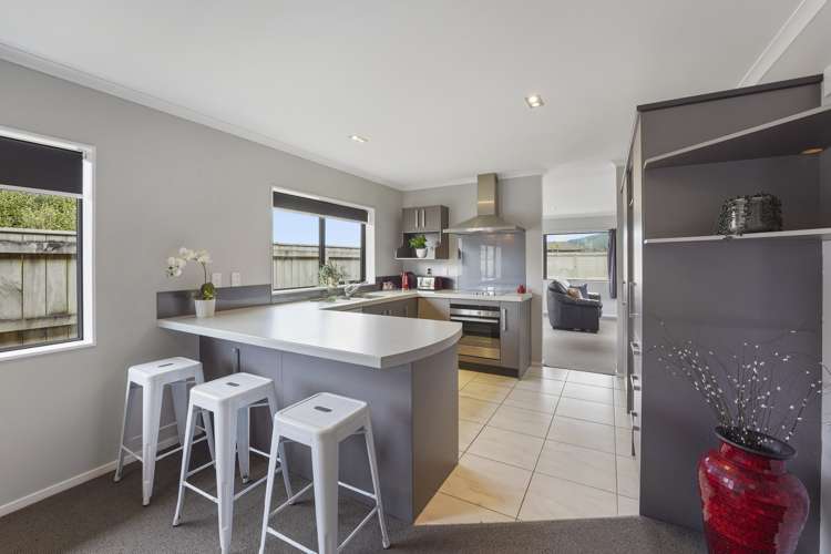 19 Percy Kinsman Crescent Riverstone Terraces_3