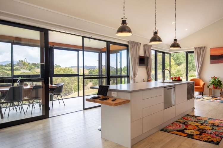 451 Okete Road Raglan_11