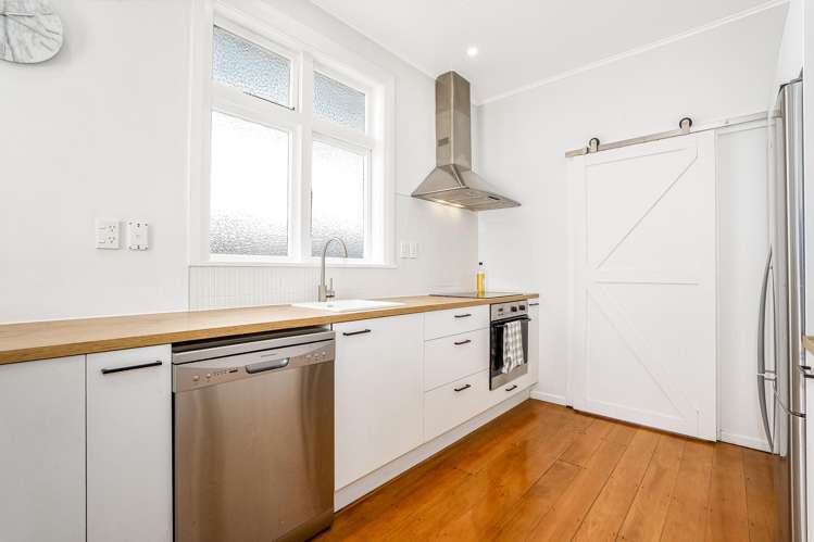 15 Helston Road Johnsonville_11