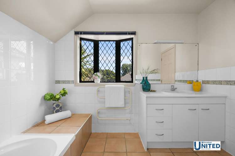 19A Rewi Road Royal Oak_14