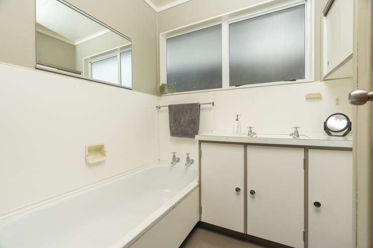 4 Nottingham Road Onerahi_13