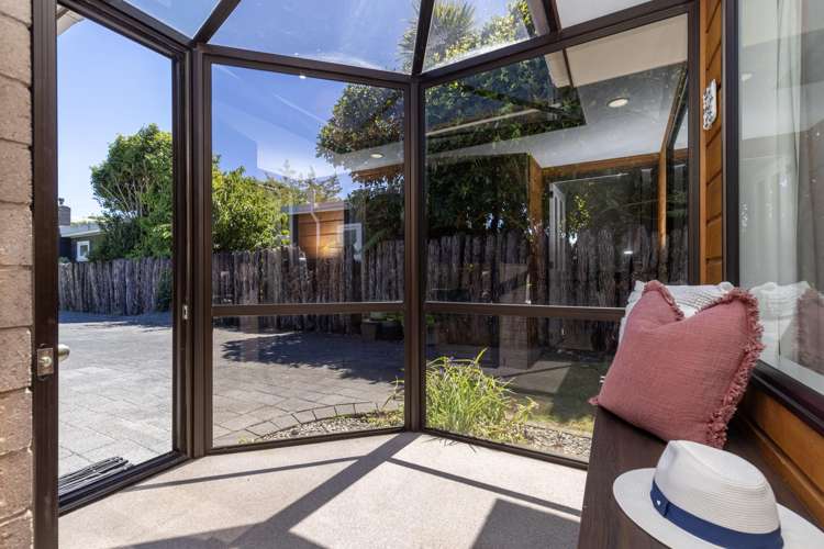 52 Matatua Road Raumati Beach_9