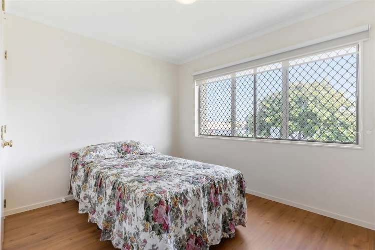 26 Medvale Avenue Flat Bush_11