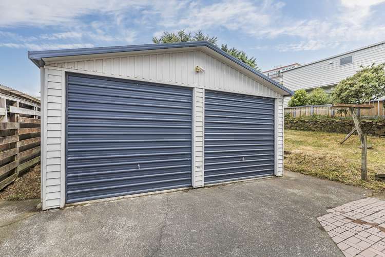 21 Akaroa Drive Maupuia_17