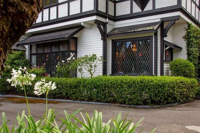 15 and 17B Keir Crescent Lansdowne_2