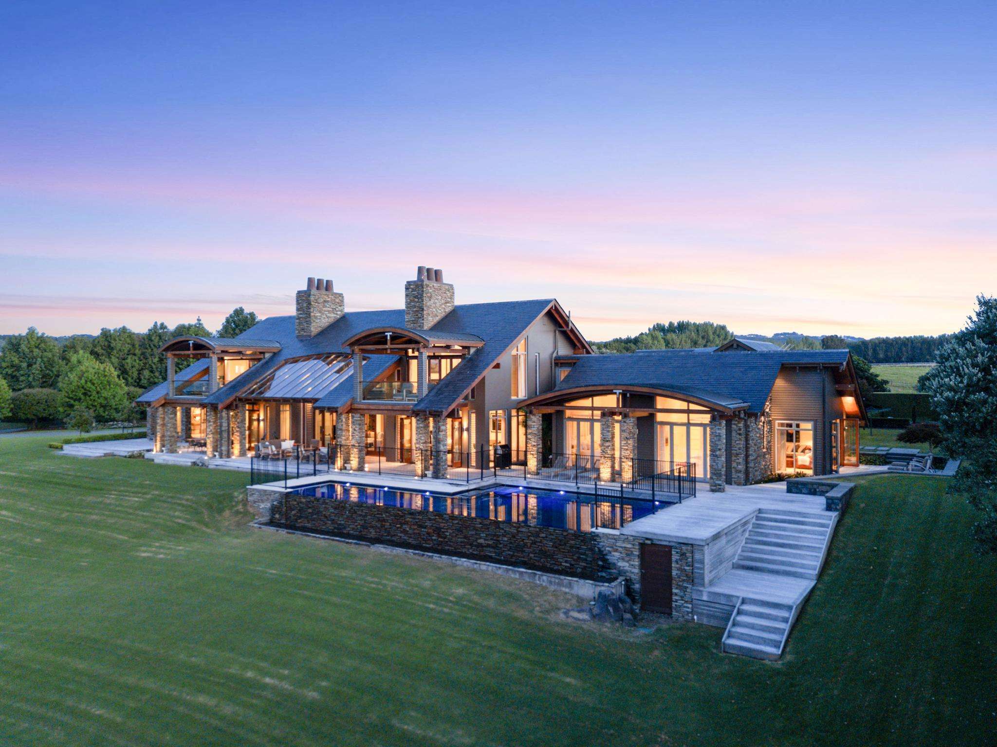 Family 'moves heaven and earth' to buy 'Aspen on steroids' mansion in east Auckland