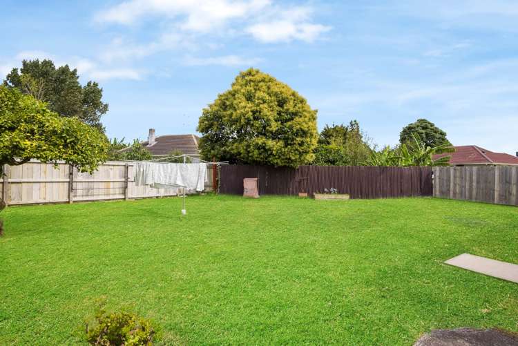 5 Nola Crescent Otara_25