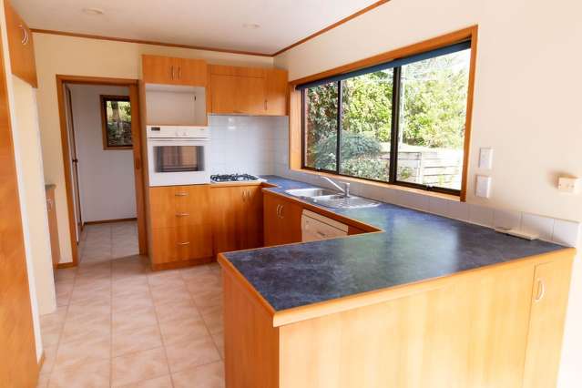 85 Kennedy Avenue Forrest Hill_4