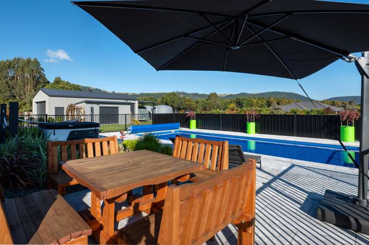 9 Lancewood Way Kinloch_12