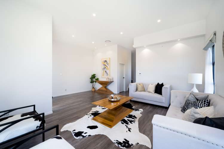 12 Cooladawson Drive Flat Bush_31