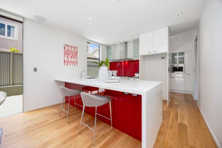 15 Queen Mary Avenue Epsom_5