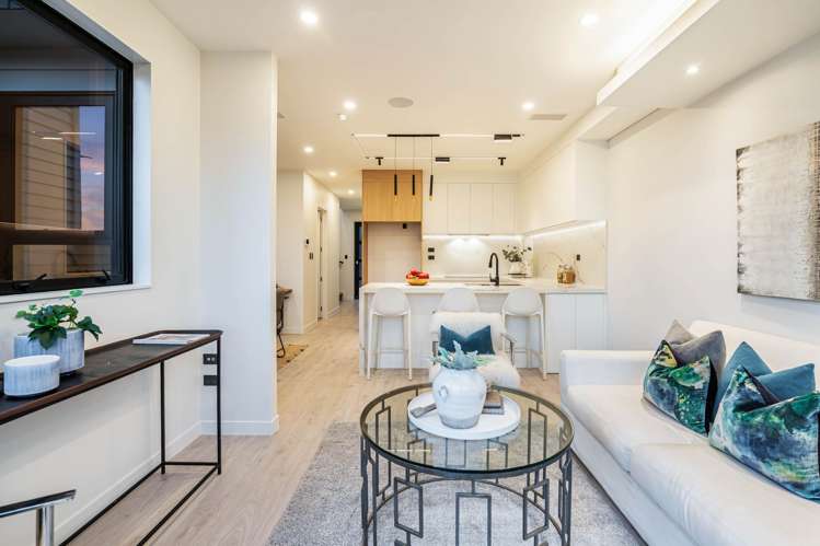 2/73 Te Taruna Drive_5