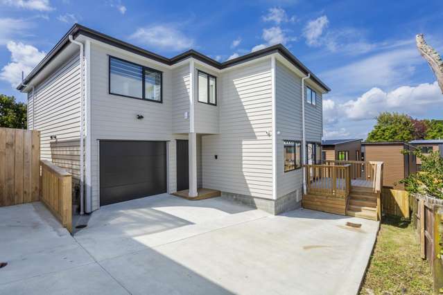 Skyline Living Starts Here - Don't Miss Out!!!