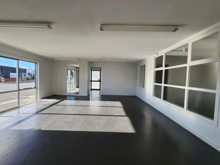 A/64 Wakefield Street Onekawa_3