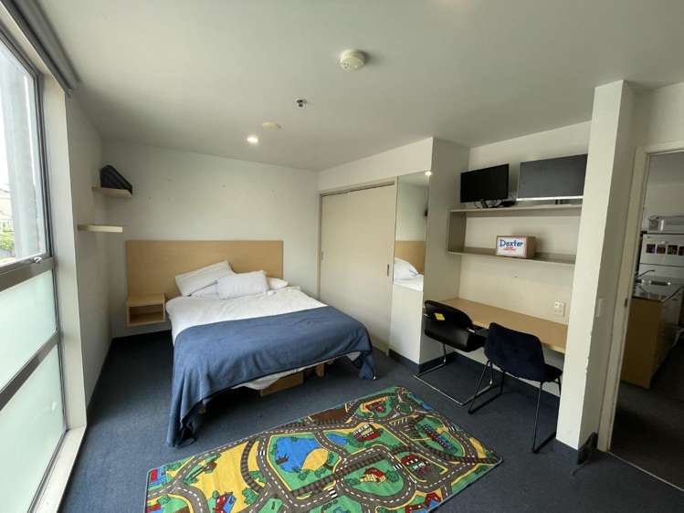 9/27 Hanson Street 1313_15