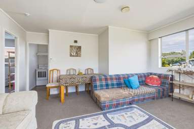 1/51 Heretaunga Street_2