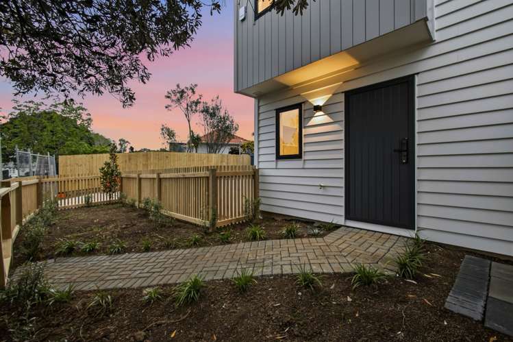 22 Alamein Road Panmure_14