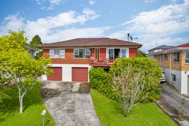 8 Bodi Place Te Atatu South_0