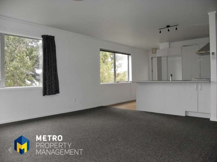 74 Leckhampton Court The Glen_1