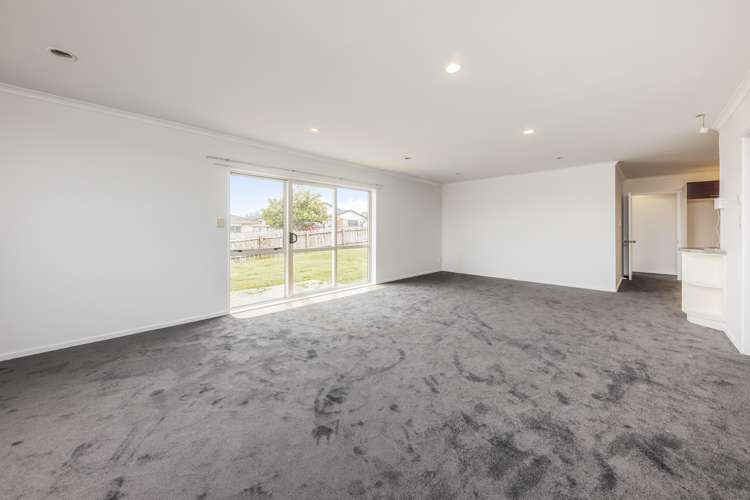 48 Naylors Drive Mangere_4