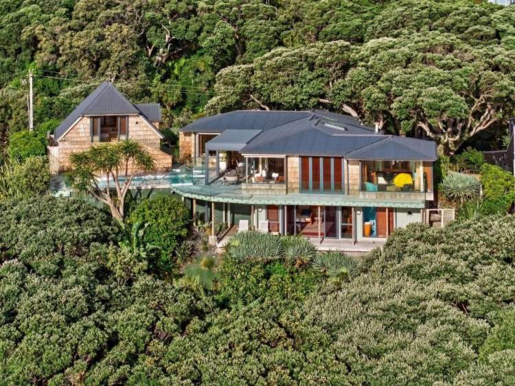 24 Garden Road Piha_4