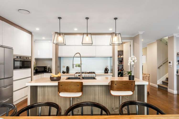 16 Miller Rise_1