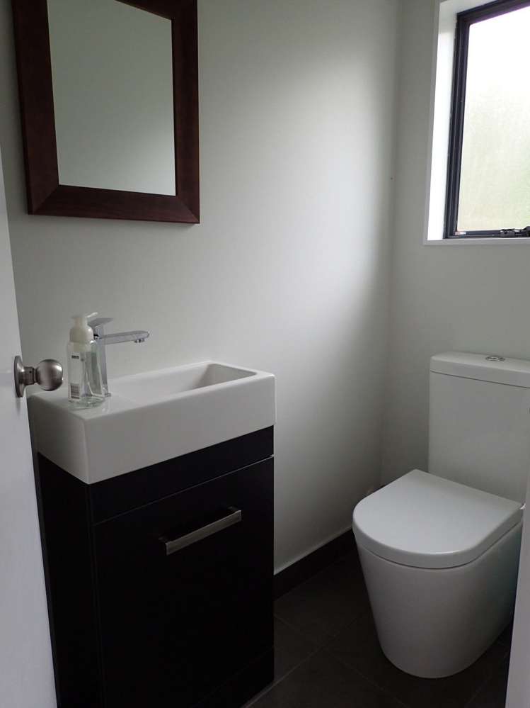 2/75 Raleigh Road Northcote_16