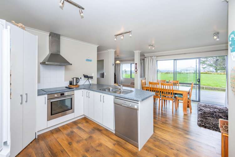 86 Sulby Drive Kawhia_8