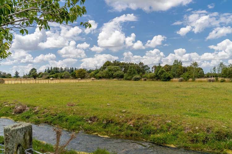 663 Chester Road Carterton_14