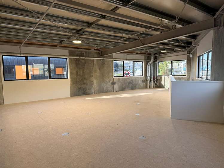 Unit 1, 12 Mohuia Crescent Elsdon_8