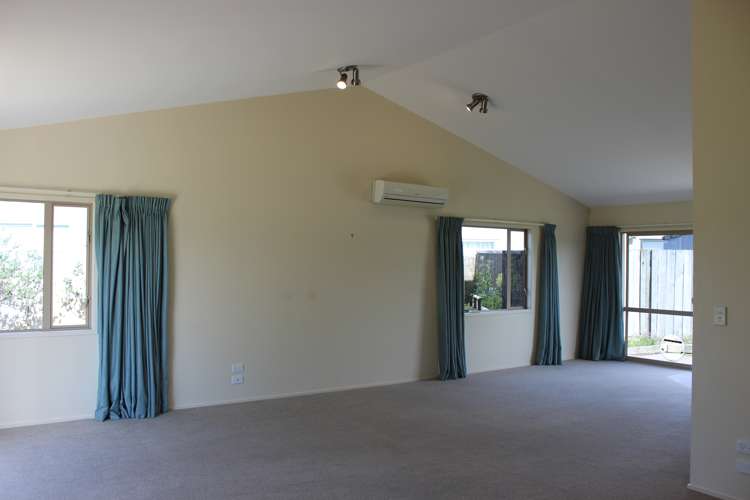 158 The Fairway Matarangi_6