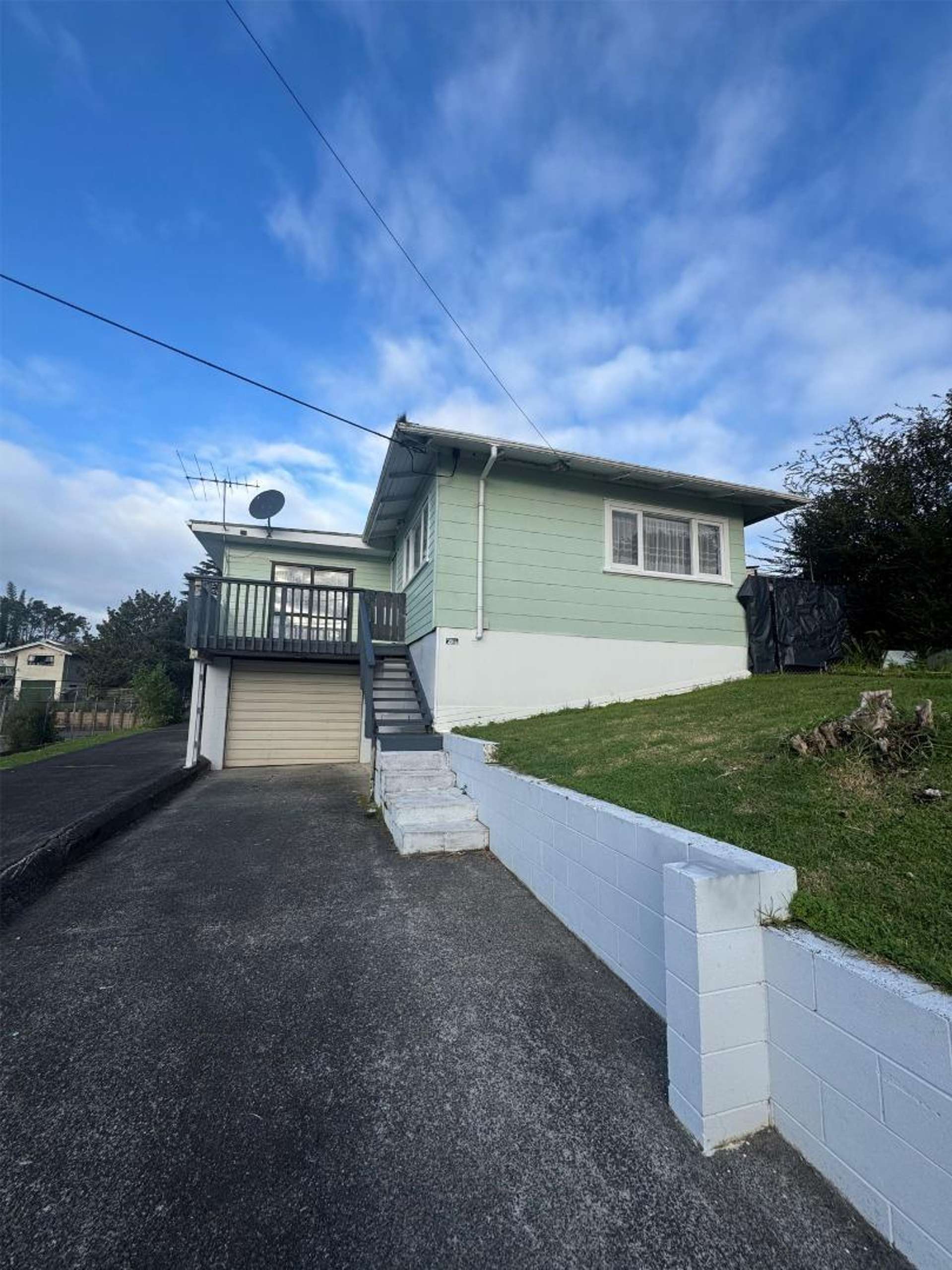 1/15 Mcleod Road Henderson_0