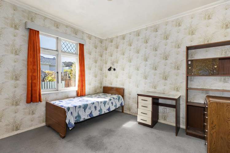 32 The Parade Island Bay_9