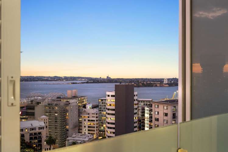 2203/10 Waterloo Quadrant Auckland Central_19