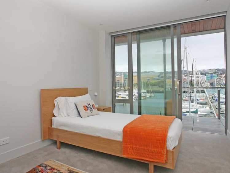 2c/3 Clyde Quay Wharf Te Aro_14