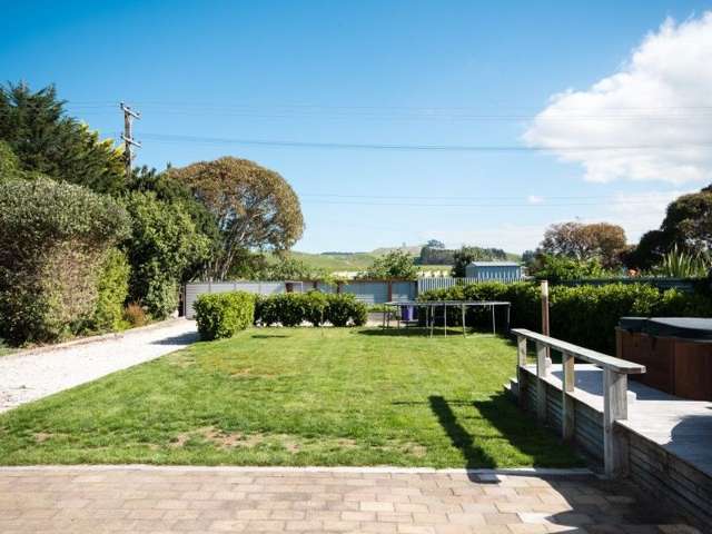 227 Clifton Road Te Awanga_2