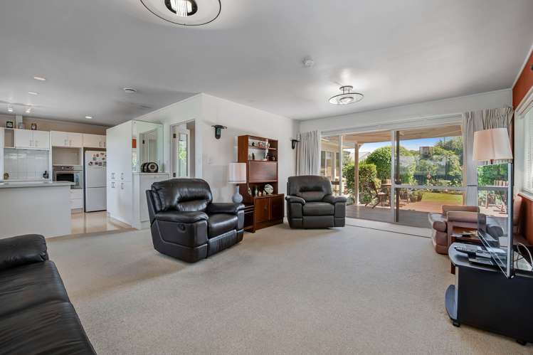 47 Settlers Grove Orewa_5