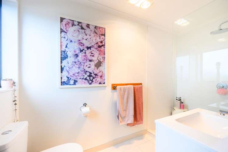 18 Galea Grove Kelvin Grove_22