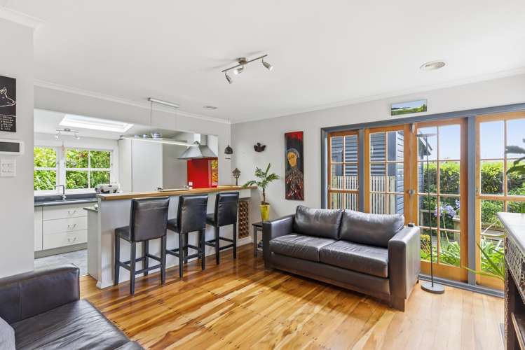 5A Paneta Street Paekakariki_14