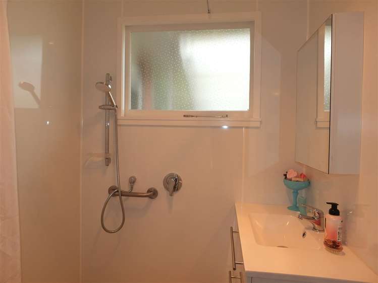 2a Eversley Street Waimataitai_11