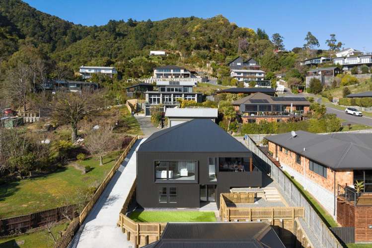 12A Russell Street Picton_19