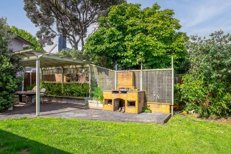 29 Smale Street Point Chevalier_14