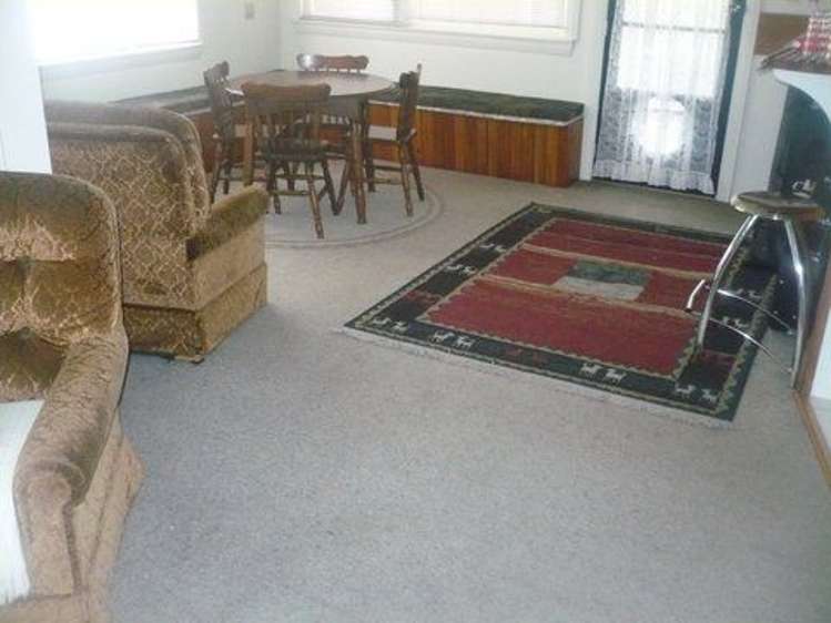 64 Shiel Street Reefton_13