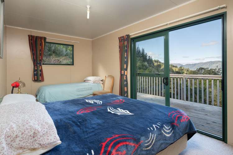 Lot 2/- Double Bay, Raetihi Kenepuru Sound_12