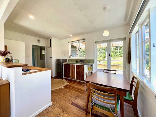 7 Upper Cross Street Raglan_4