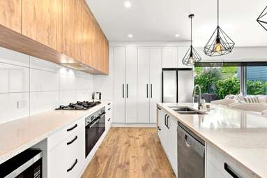100 Godfrey Drive_2