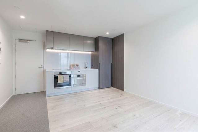 2608/10 Commerce Street City Centre_2