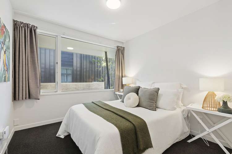 7/74 Derwent Street_5