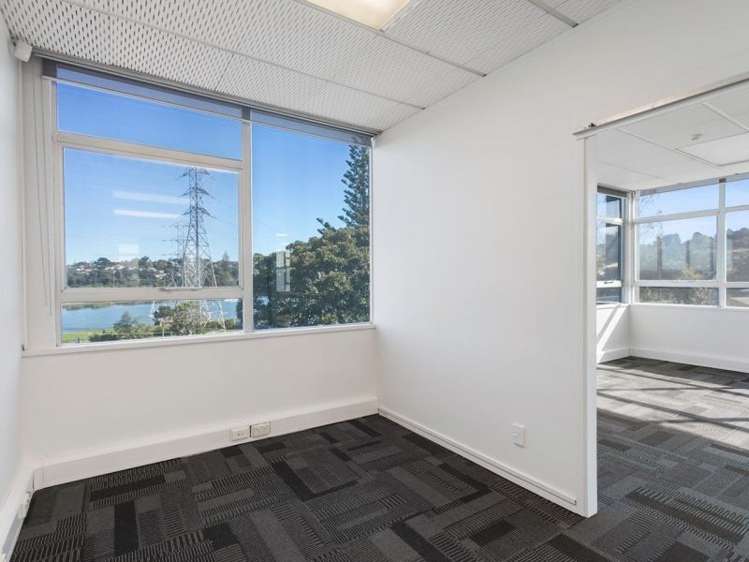 Level 2/92 Beachcroft Avenue Onehunga_6